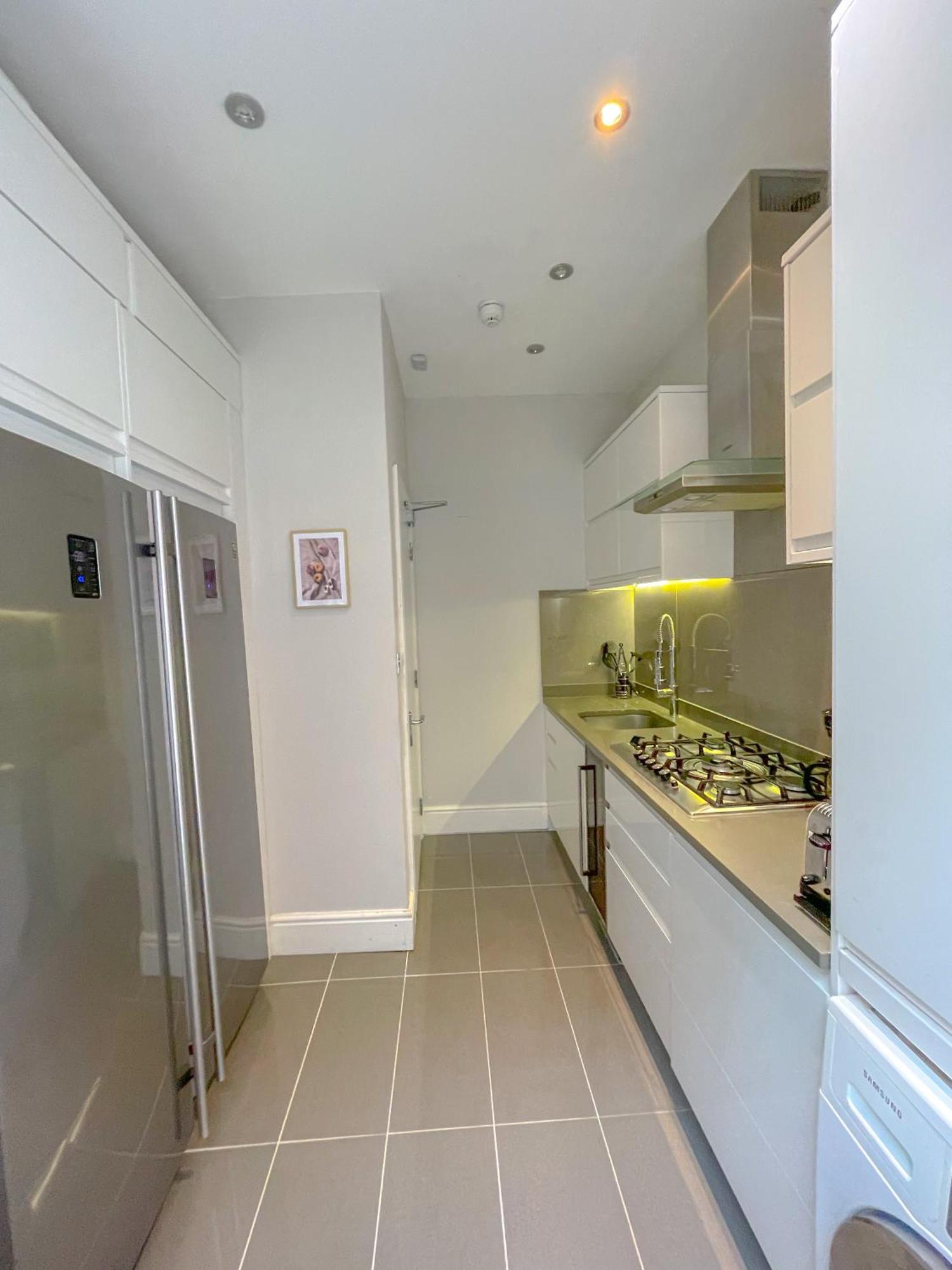 Bloomsbury Residences Apartament *