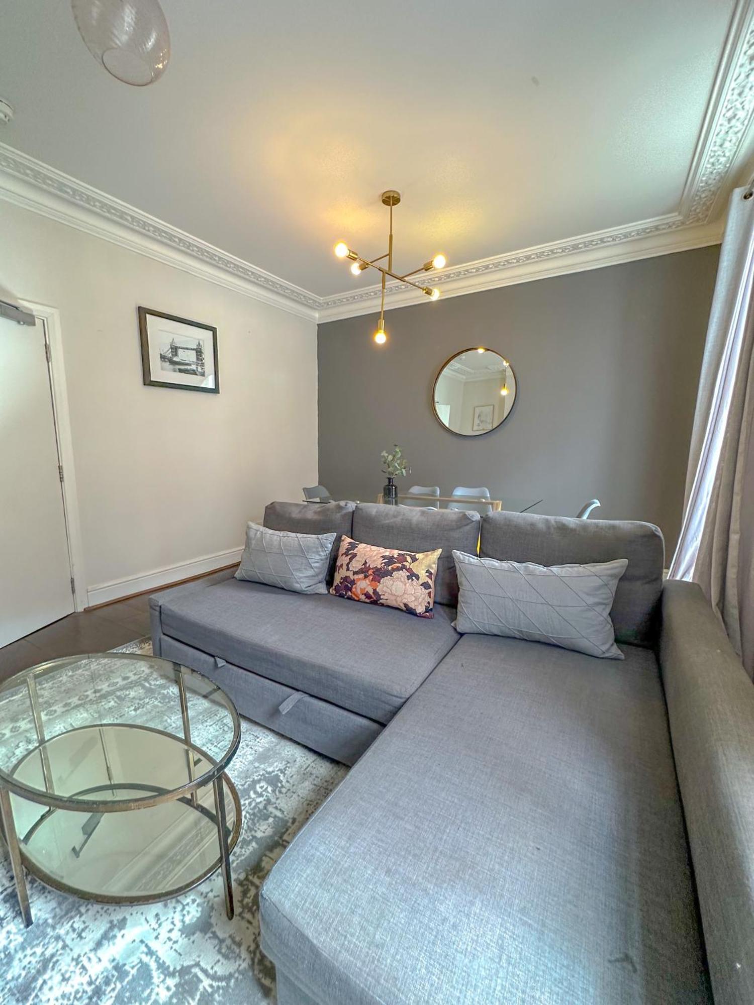 Bloomsbury Residences Apartament *
